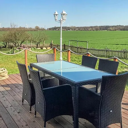 3 Bedroom Stunning Home In Alt Bukow